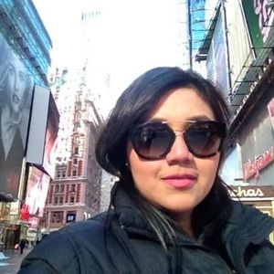 Meet your Posher, Kenia